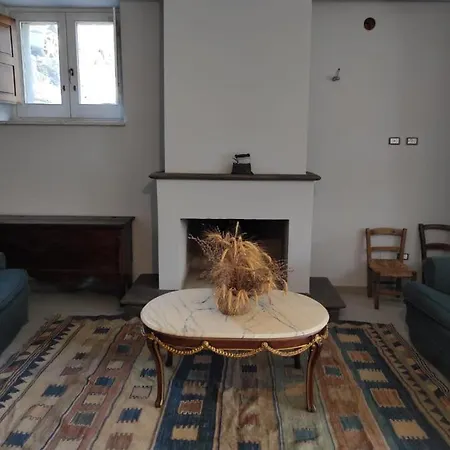 Fantastica Casa Ai Piedi Del Monte Pollino Hébergement de vacances San Lorenzo Bellizzi