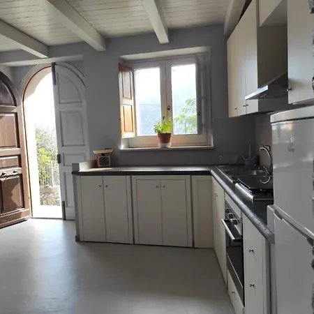 Fantastica Casa Ai Piedi Del Monte Pollino *